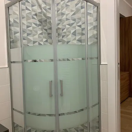 Gramsci 2 Gasthuis 3*